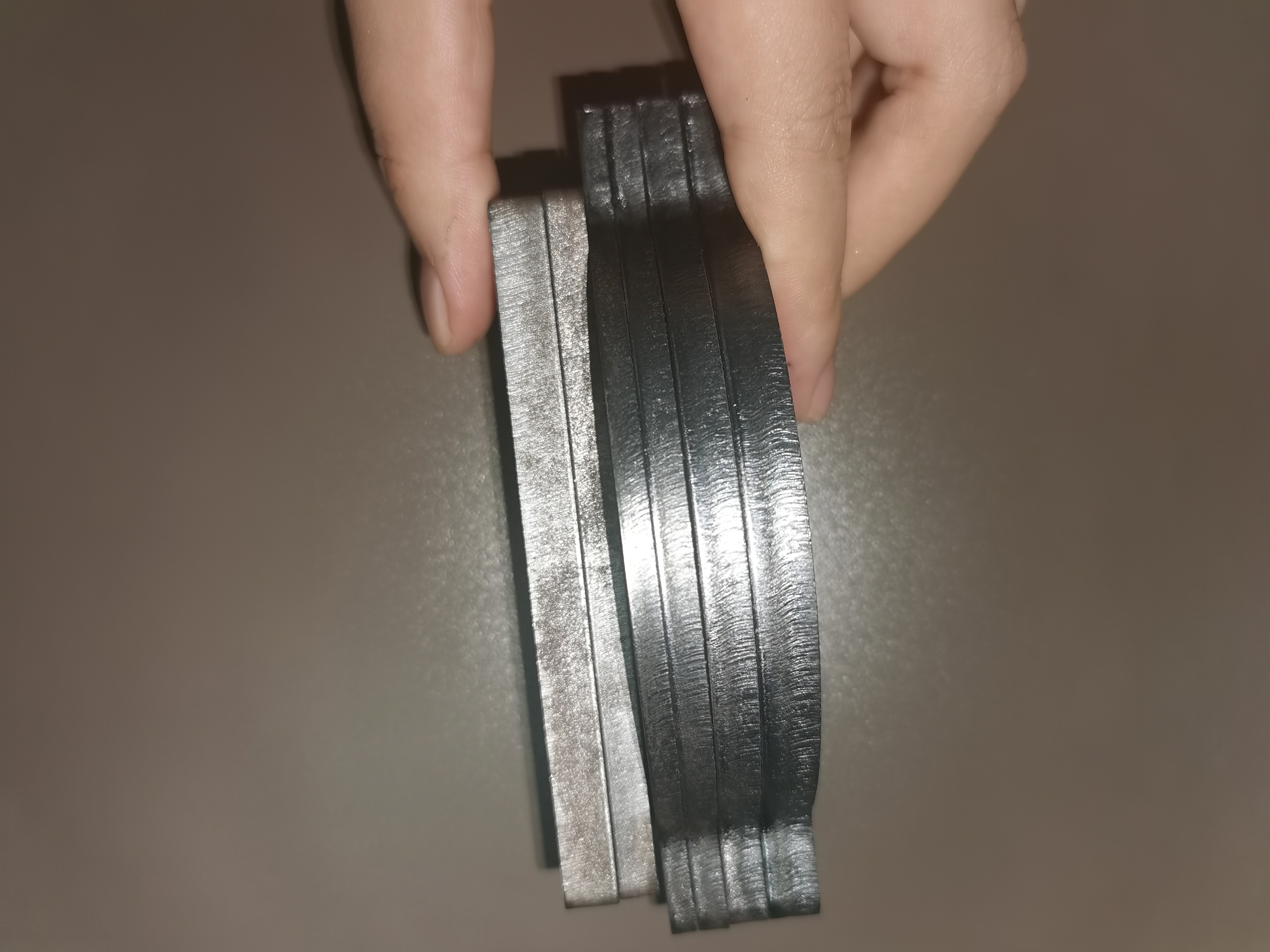 激光切割機(jī)切割樣品.jpg 激光切割機(jī)切割樣品.jpg